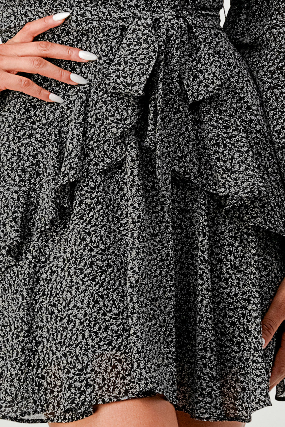 #D3015-4 Deep V neck Tie Front Long Sleeve Short Dresses