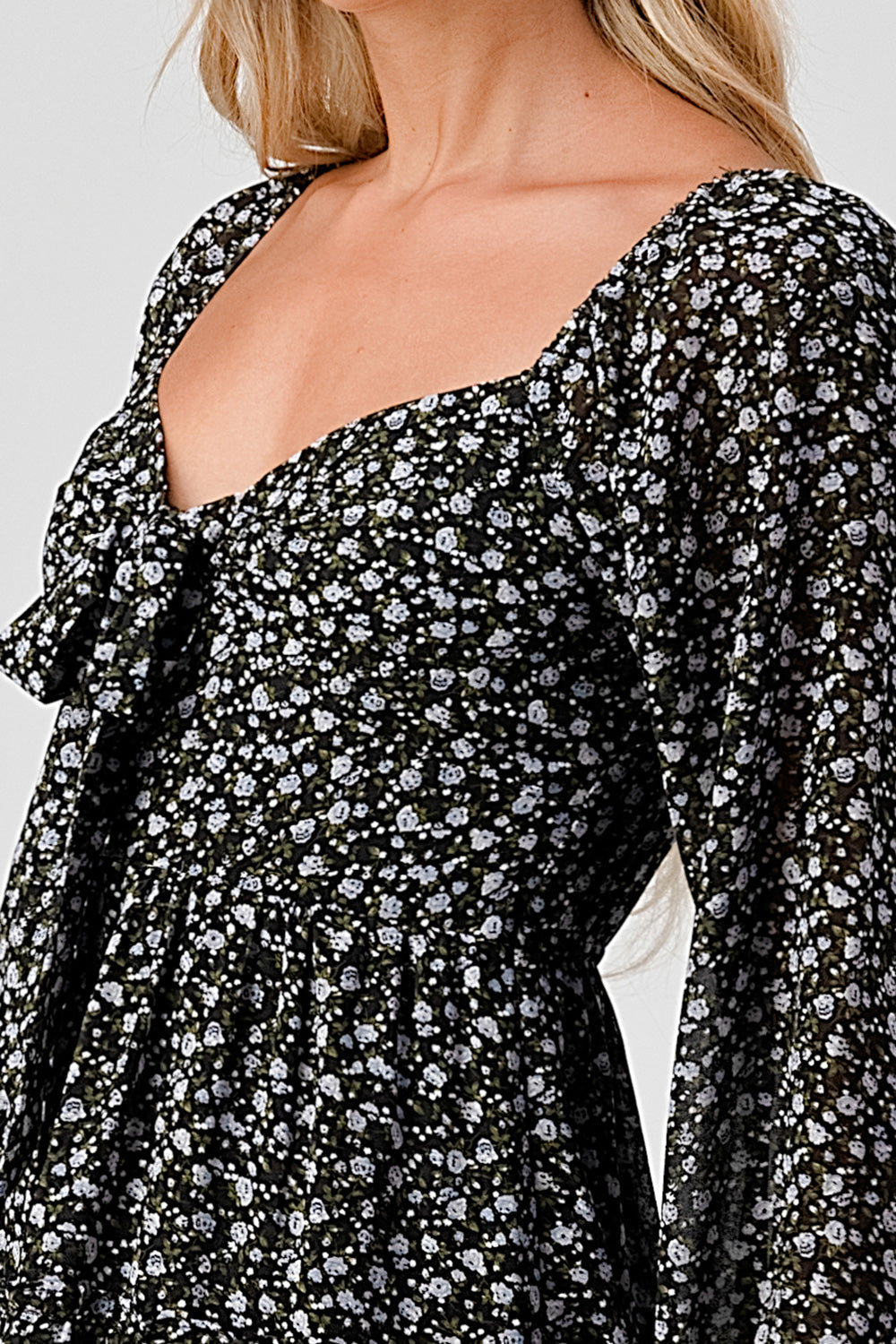 #D6021 Tie front puff sleeve pheasant dress