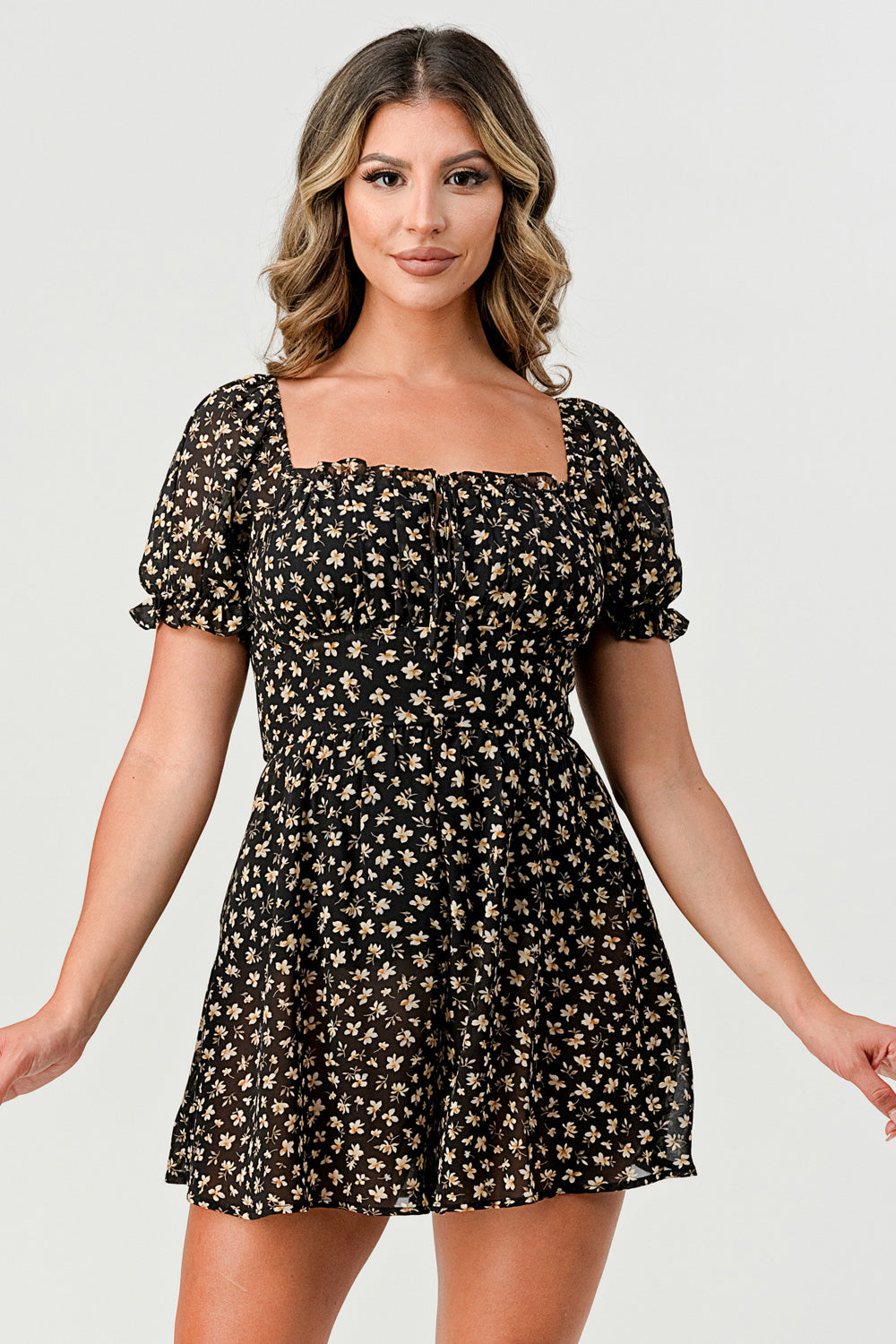 #P2206-1 Baby dolly mini dress with puff sleeve