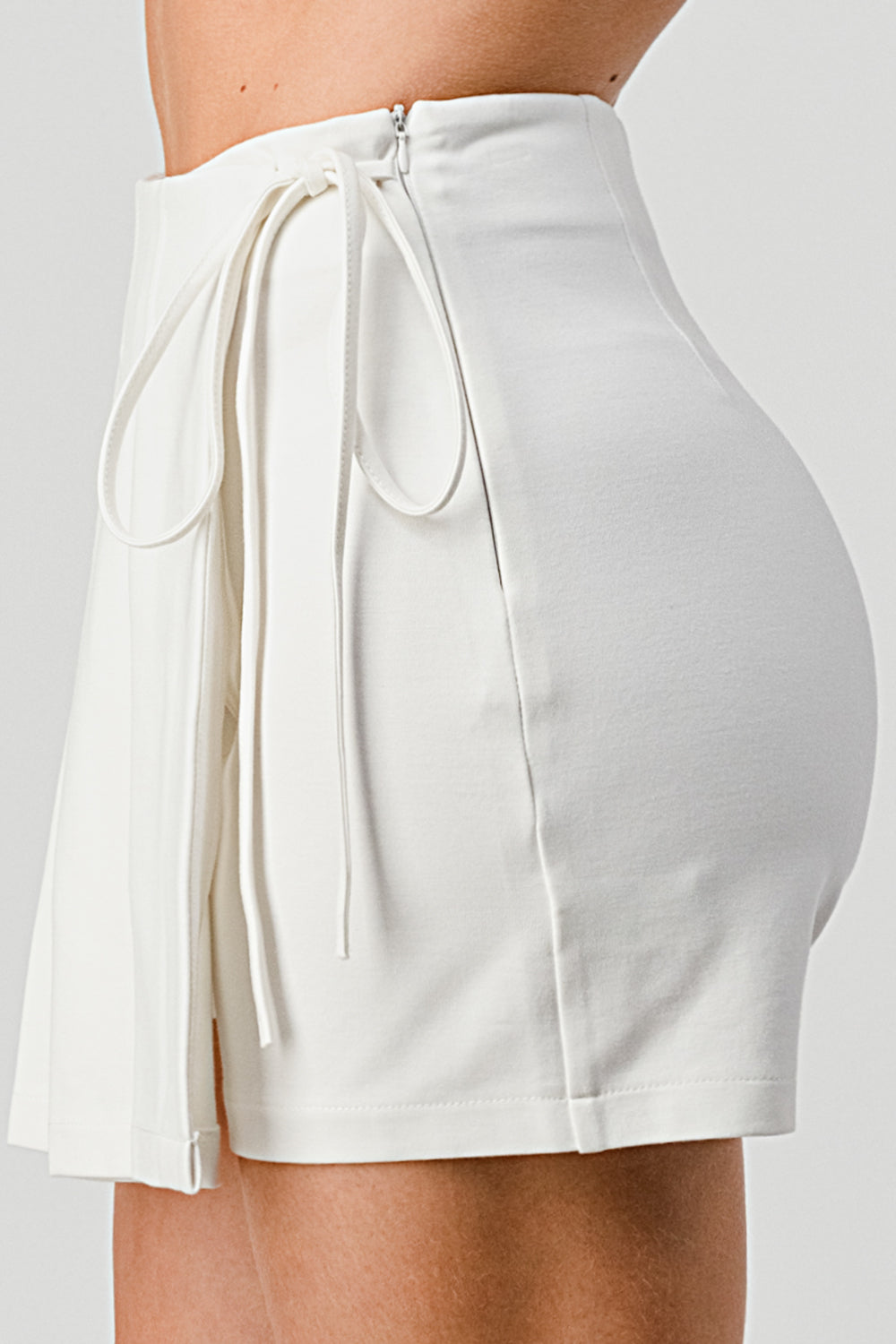 #S2087 Pleated Skirt with Front Tie