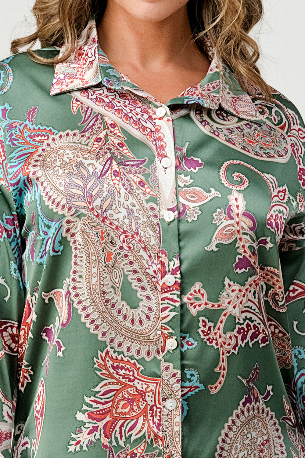 #T4551 Printed Satin Buttoned Shirt