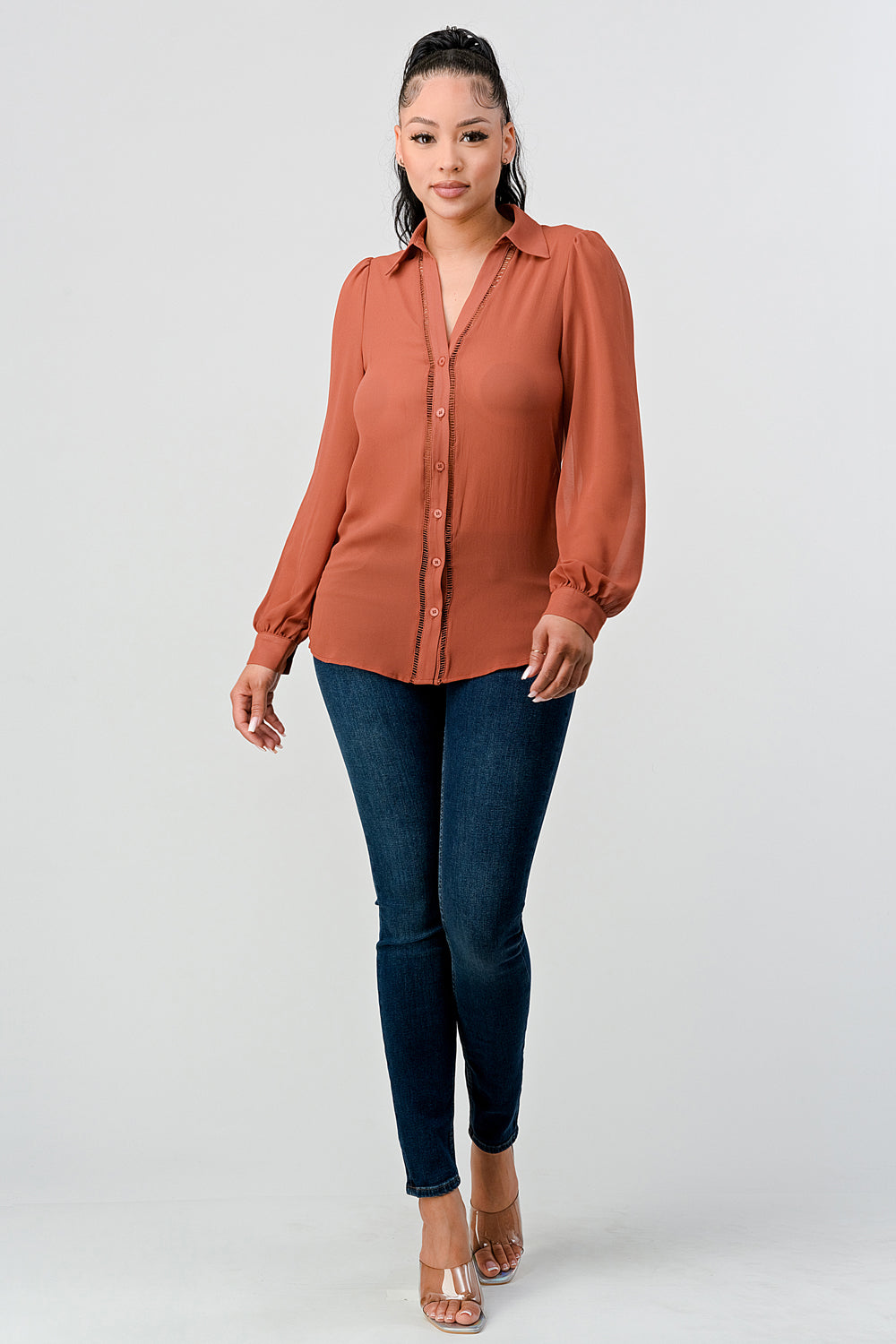 #T4533 Trimmed Shirt Buttoned