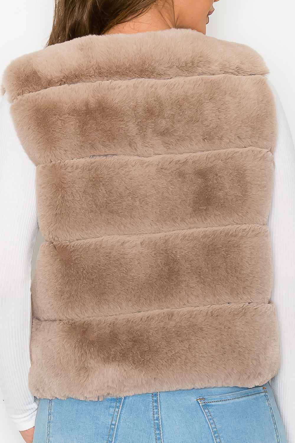 #J1317 Faux Fur Vest